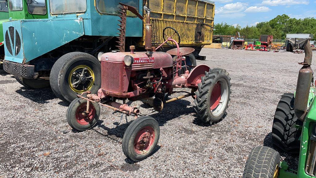 Main image Farmall Cub