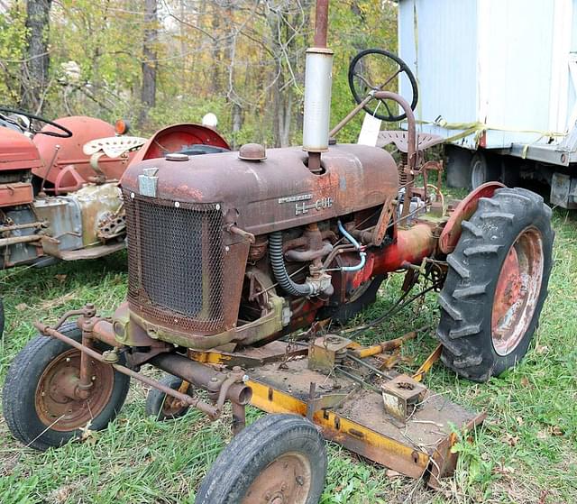 Image of Farmall Cub equipment image 2