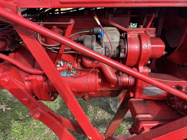 Image of Farmall Cub equipment image 3