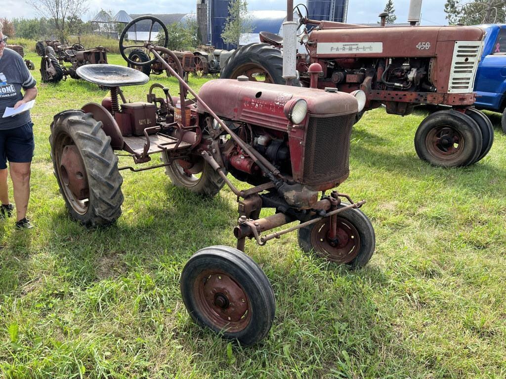 Main image Farmall Cub
