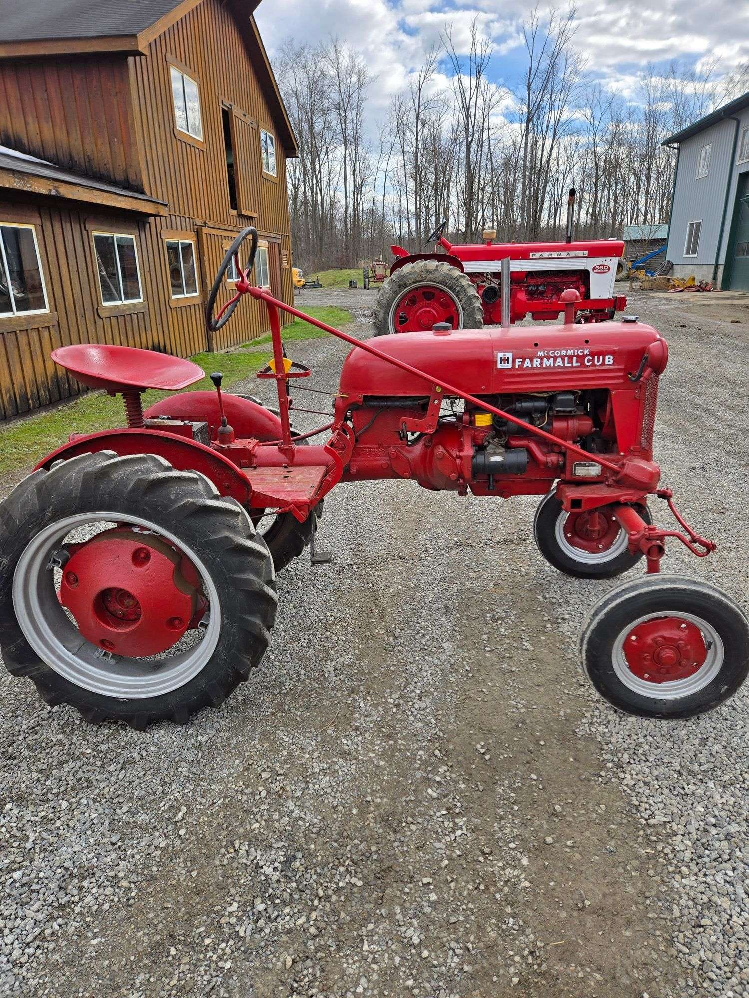 Farmall Cub Equipment Image0