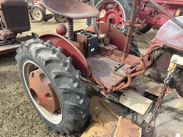 Image of Farmall Cub equipment image 4