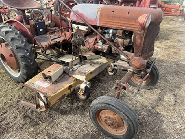 Image of Farmall Cub equipment image 3