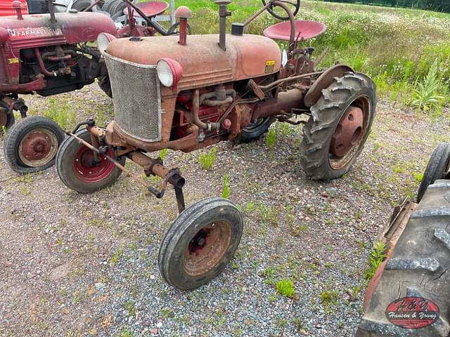 Image of Farmall Cub equipment image 1