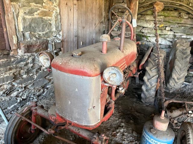 Image of Farmall Cub equipment image 4