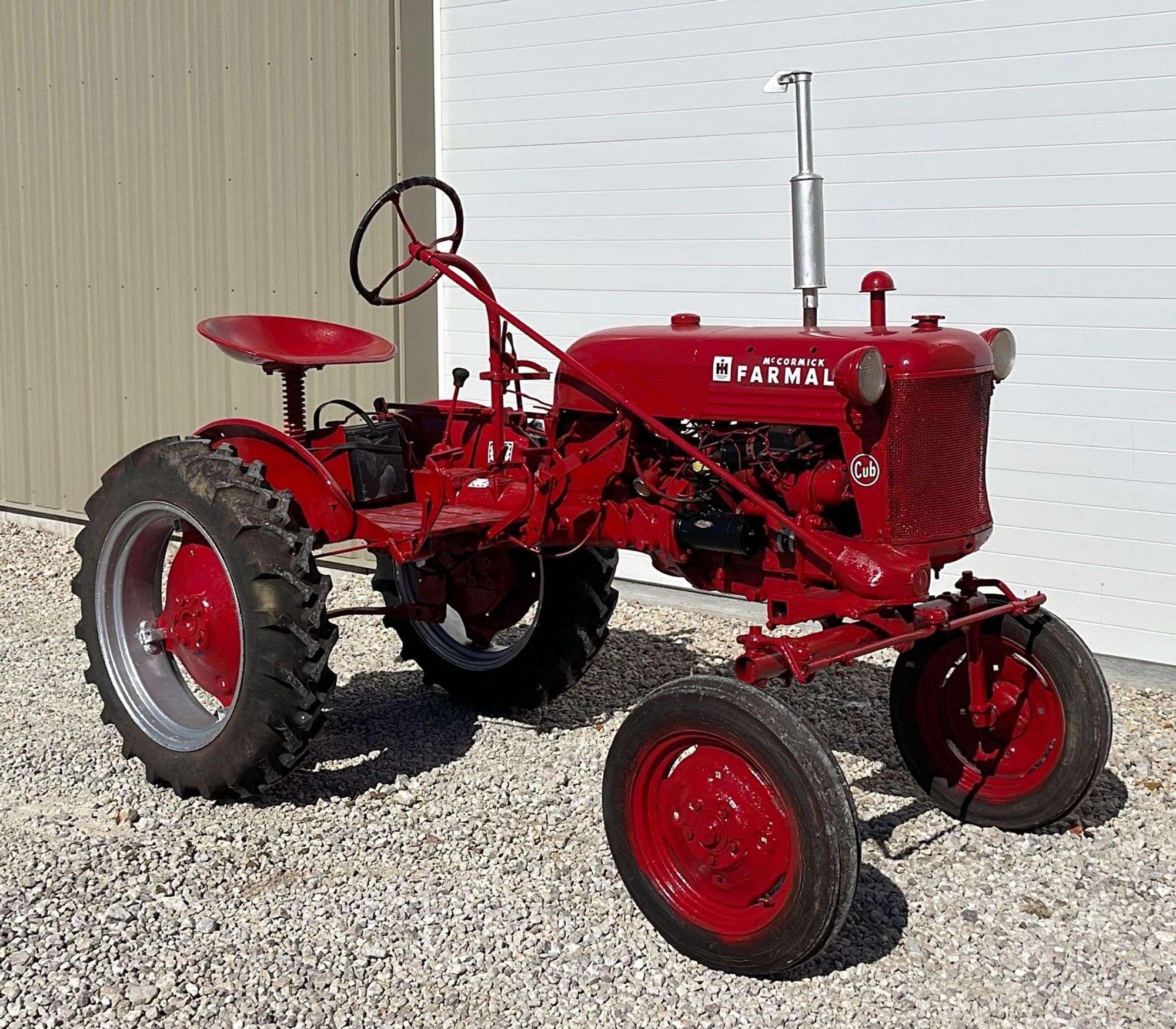 Main image Farmall Cub