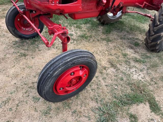 Image of Farmall Cub equipment image 1
