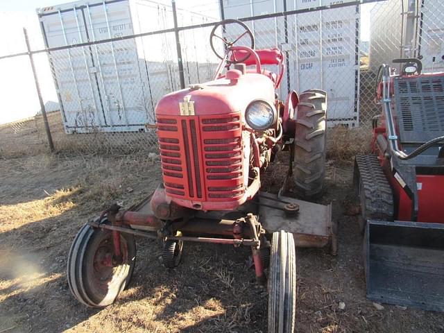 Image of Farmall Cub equipment image 2