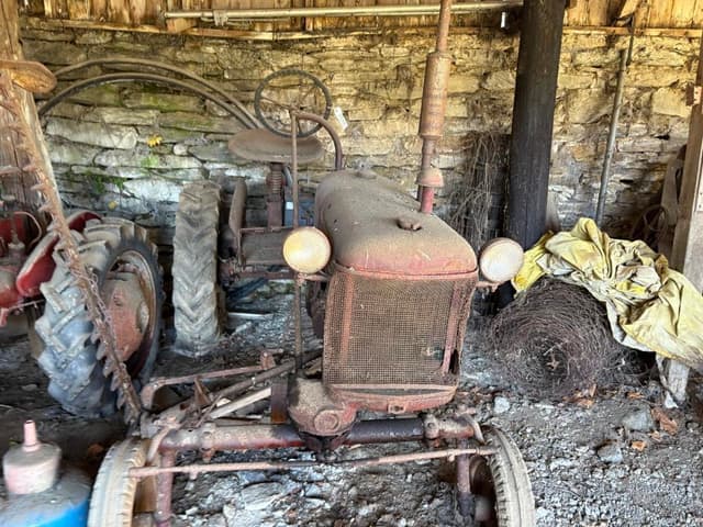 Image of Farmall Cub equipment image 2