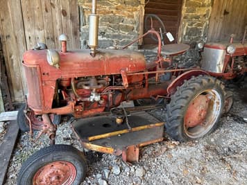 Main image Farmall Cub