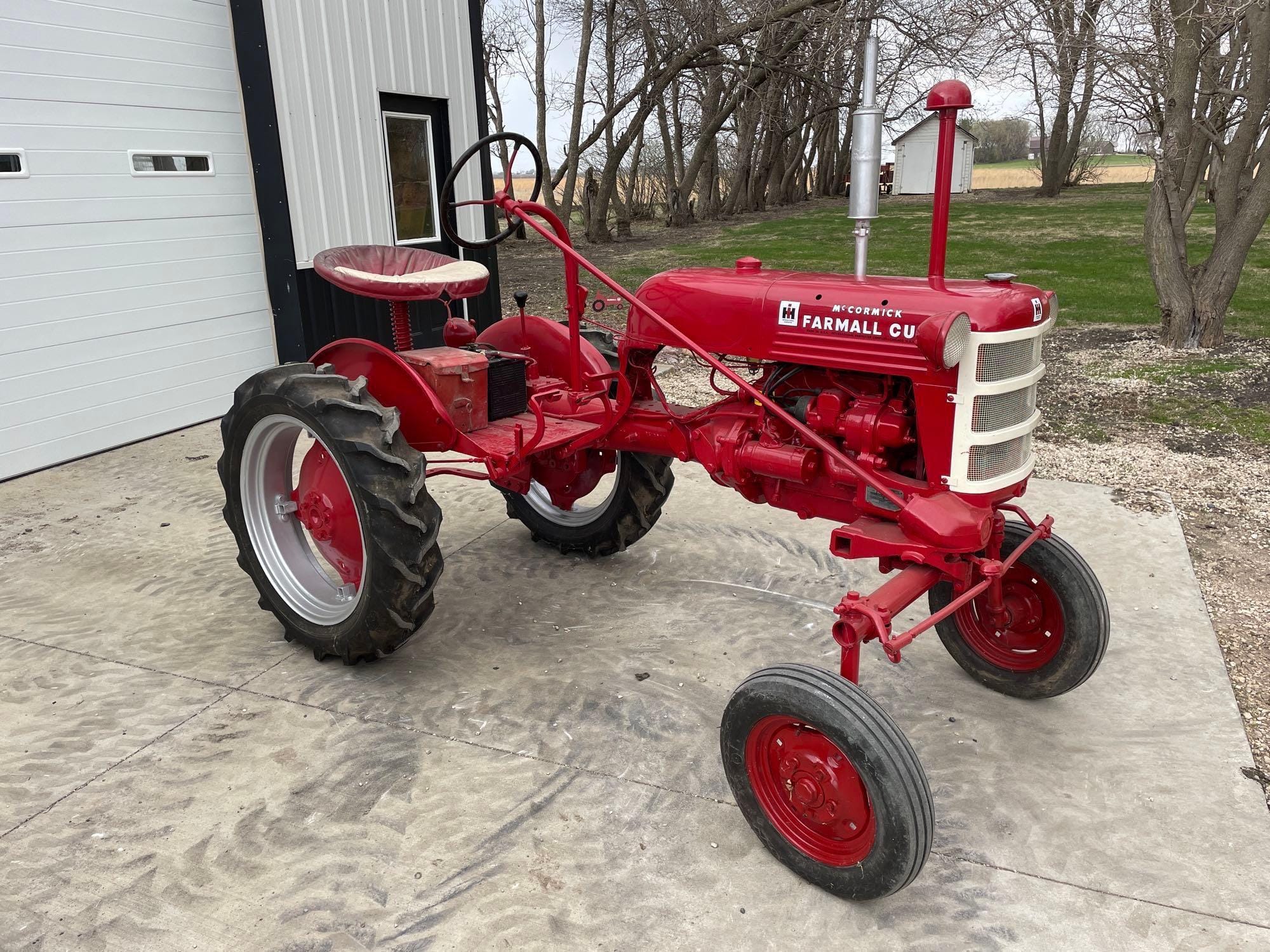 Main image Farmall Cub