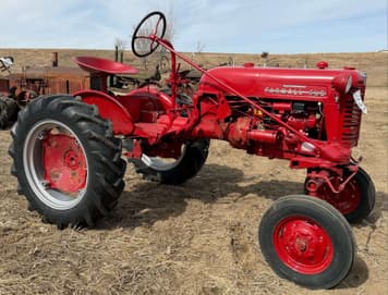 Main image Farmall Cub
