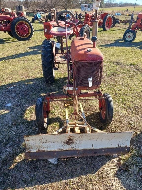Main image Farmall Cub