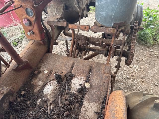 Image of Farmall Cub equipment image 4