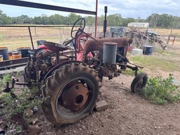 Main image Farmall Cub
