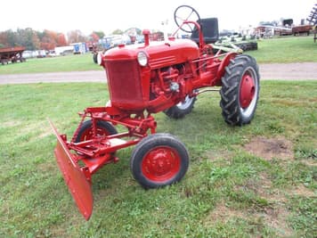 Main image Farmall Cub