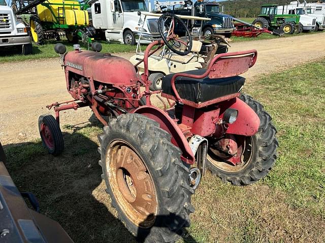 Image of Farmall Cub equipment image 2