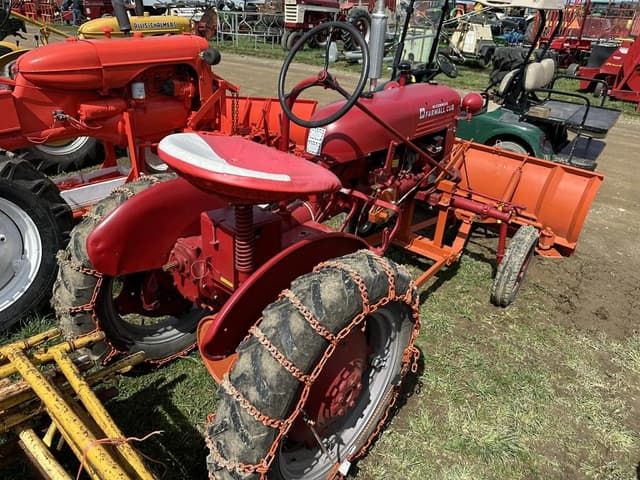 Image of Farmall FC equipment image 3