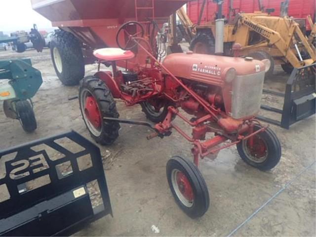 Image of Farmall Cub equipment image 1