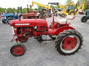 Main image Farmall Cub 10