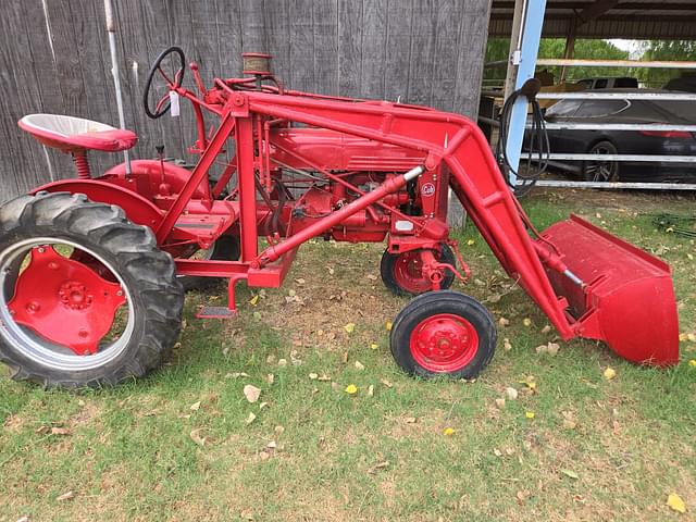 Image of Farmall Cub equipment image 1