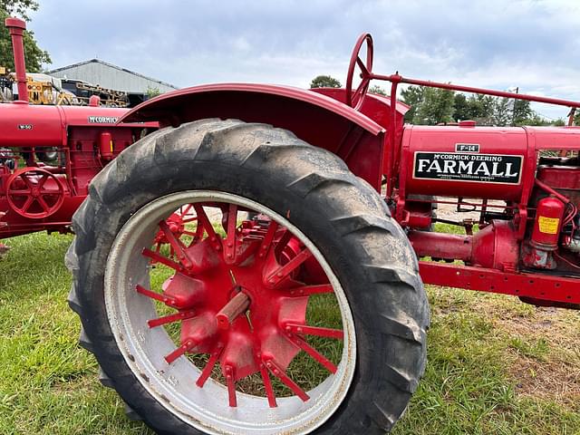 Image of Farmall F-14 equipment image 2