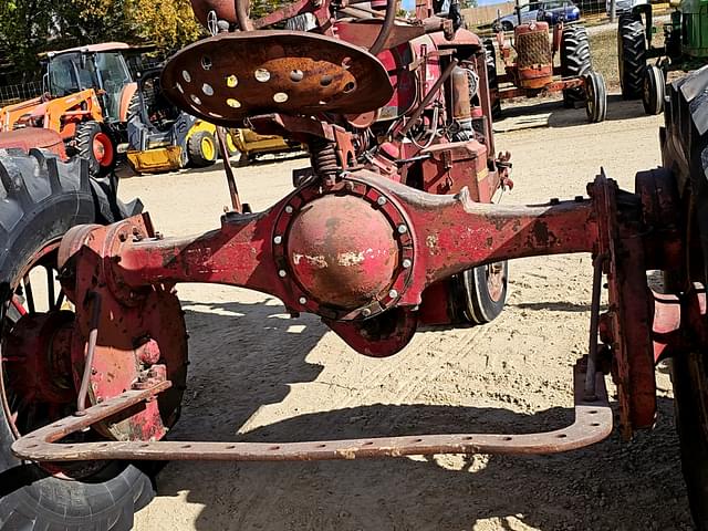 Image of Farmall F-20 equipment image 3