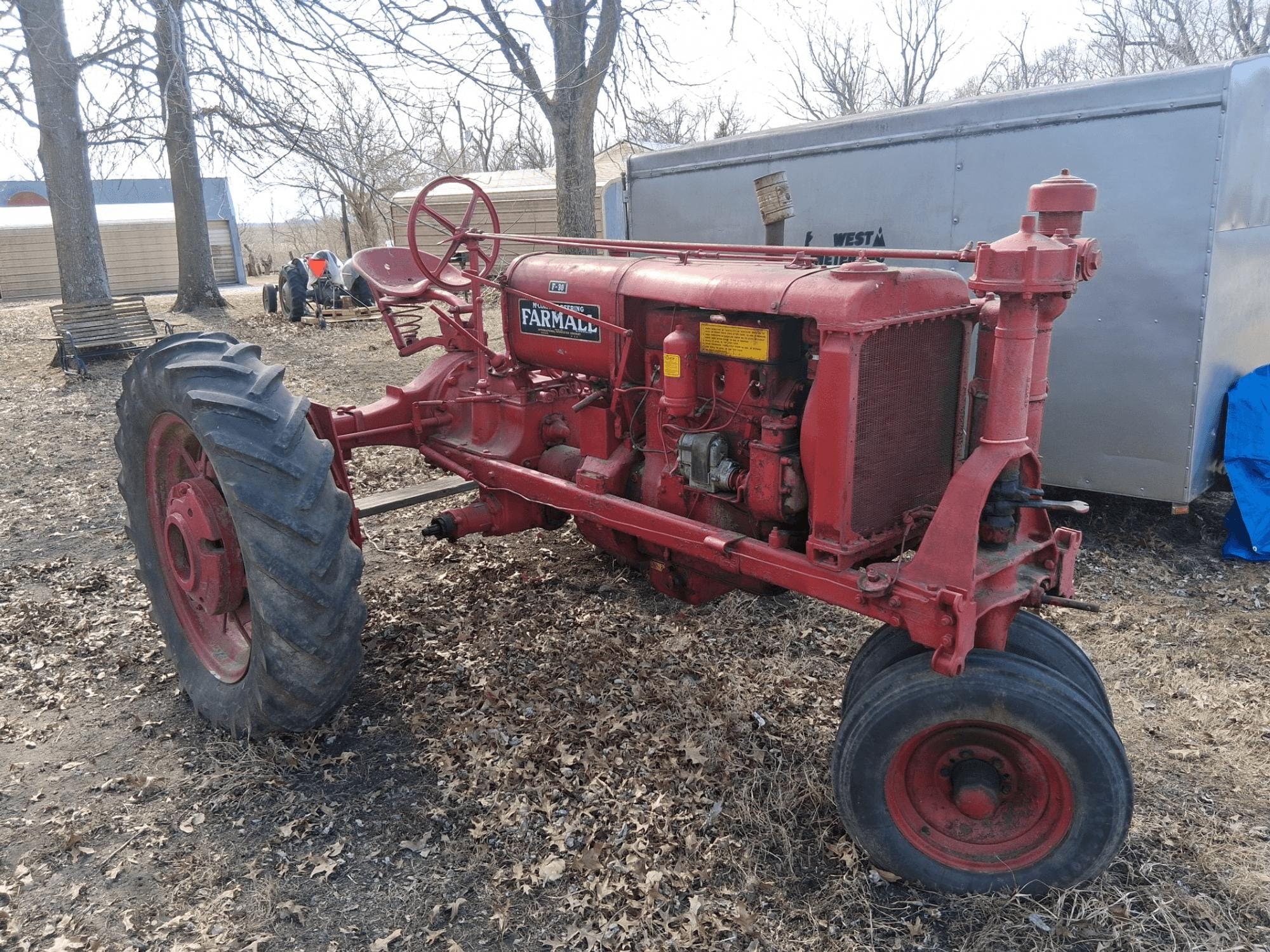 Farmall F-30 Equipment Image0