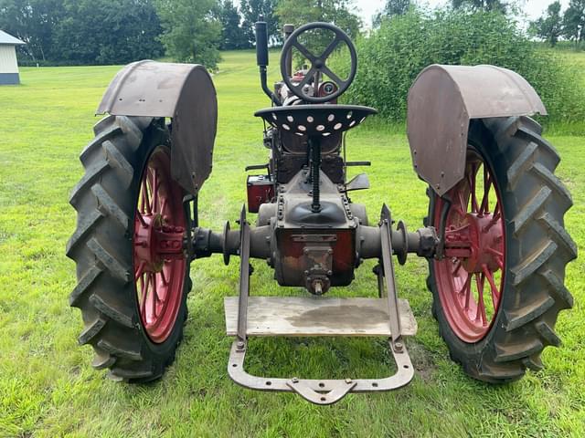 Image of Farmall F-12 equipment image 1