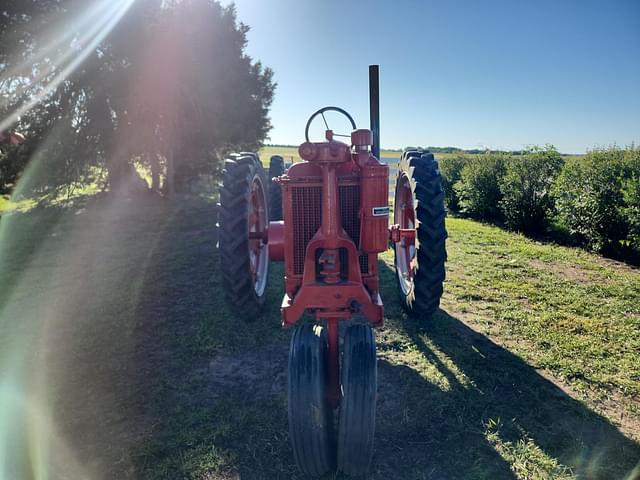 Image of Farmall F-14 equipment image 2