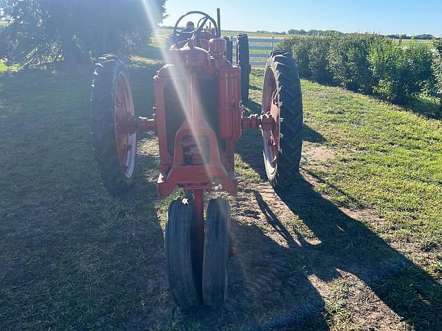 Image of Farmall F-14 equipment image 2