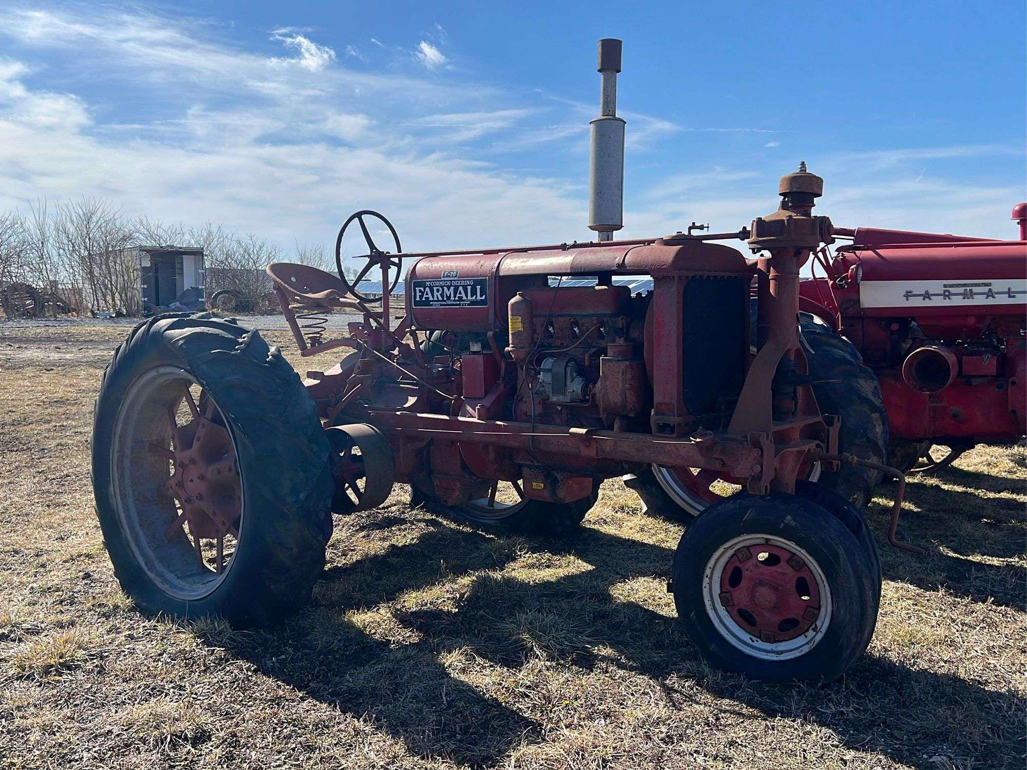 Main image Farmall F-20