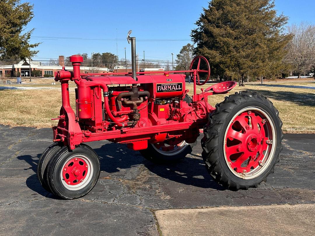 Image of Farmall F-20 Primary image