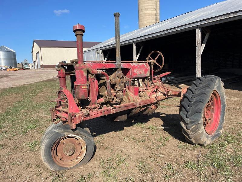 Image of Farmall F-20 Primary image
