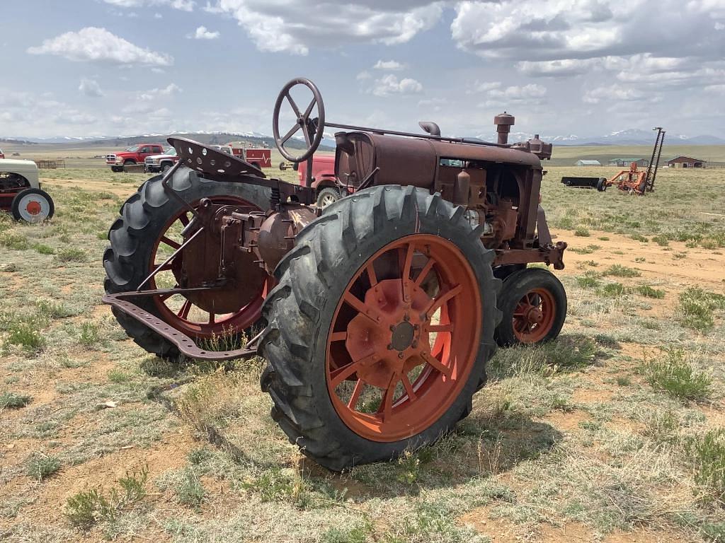 Image of Farmall F-20 Image 1