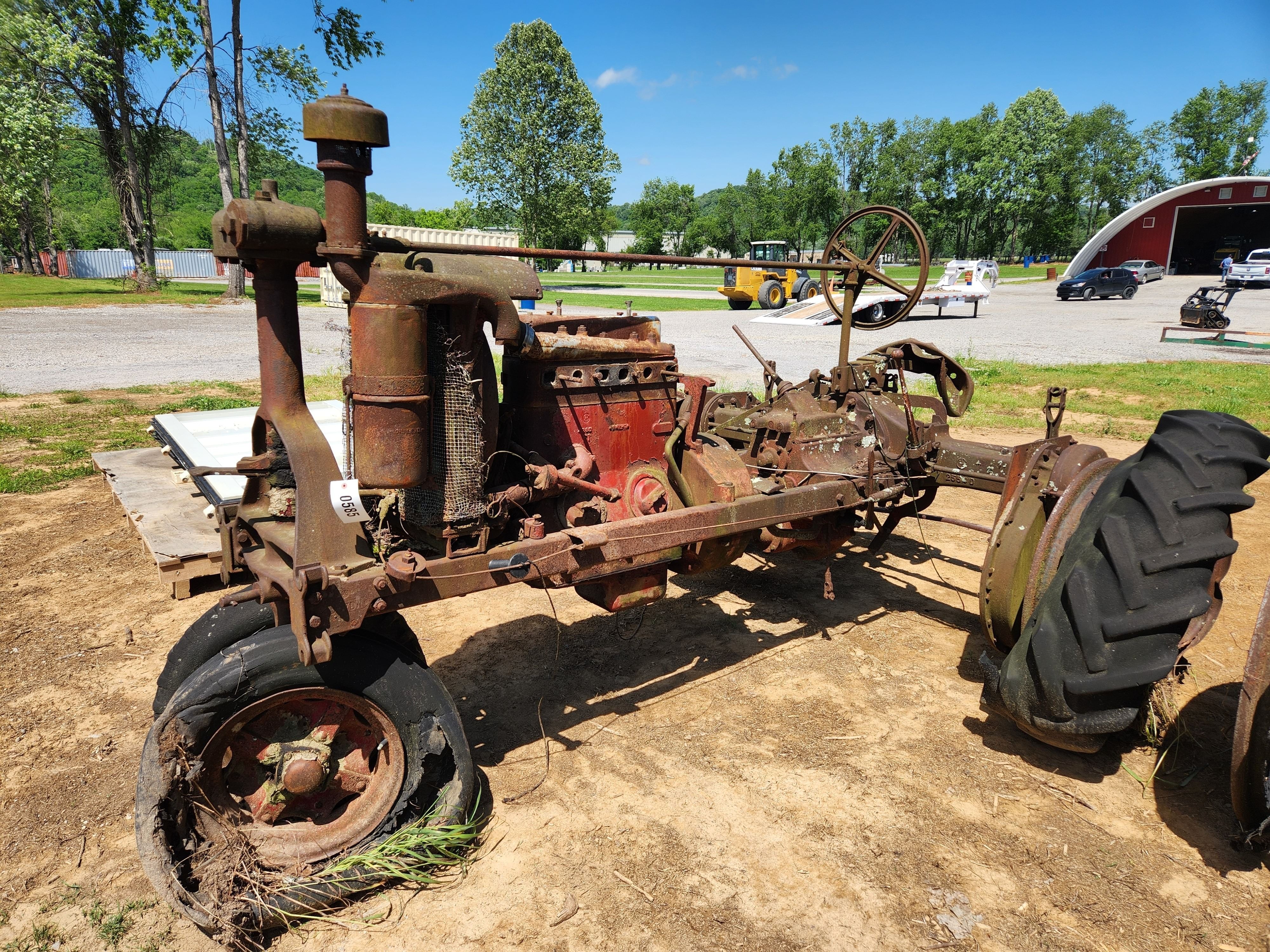 Farmall F-20 Equipment Image0