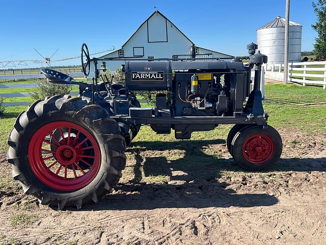 Image of Farmall F-30 equipment image 4