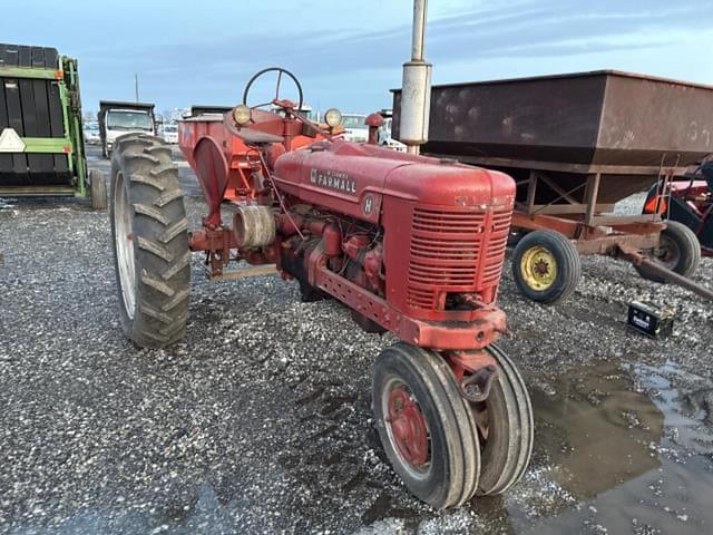 Image of Farmall H equipment image 3