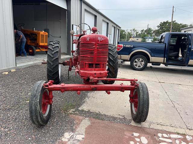 Image of Farmall H equipment image 2