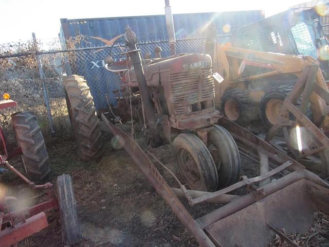 Image of Farmall H equipment image 4