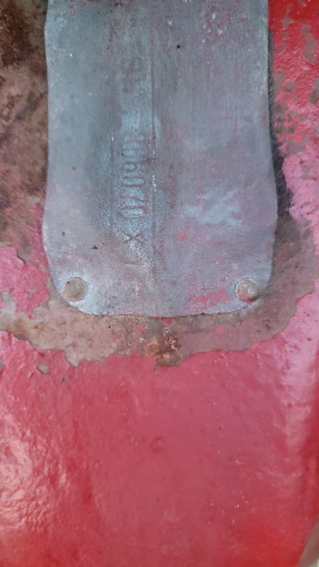 Image of Farmall H equipment image 1