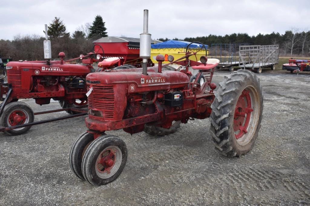 Farmall H Equipment Image0