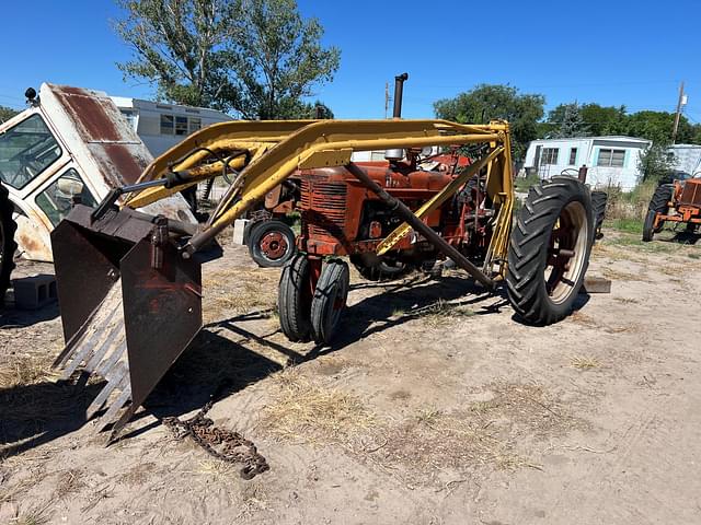 Image of Farmall H equipment image 1