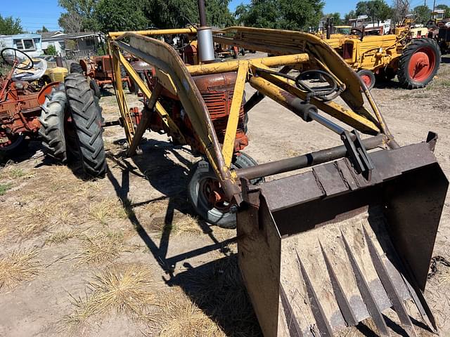 Image of Farmall H equipment image 2