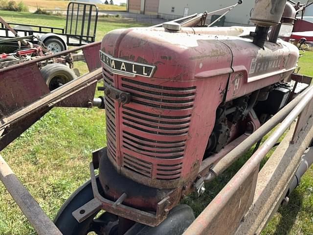 Image of Farmall H equipment image 4