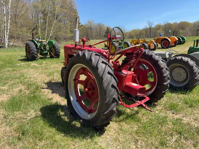 Image of Farmall H equipment image 4