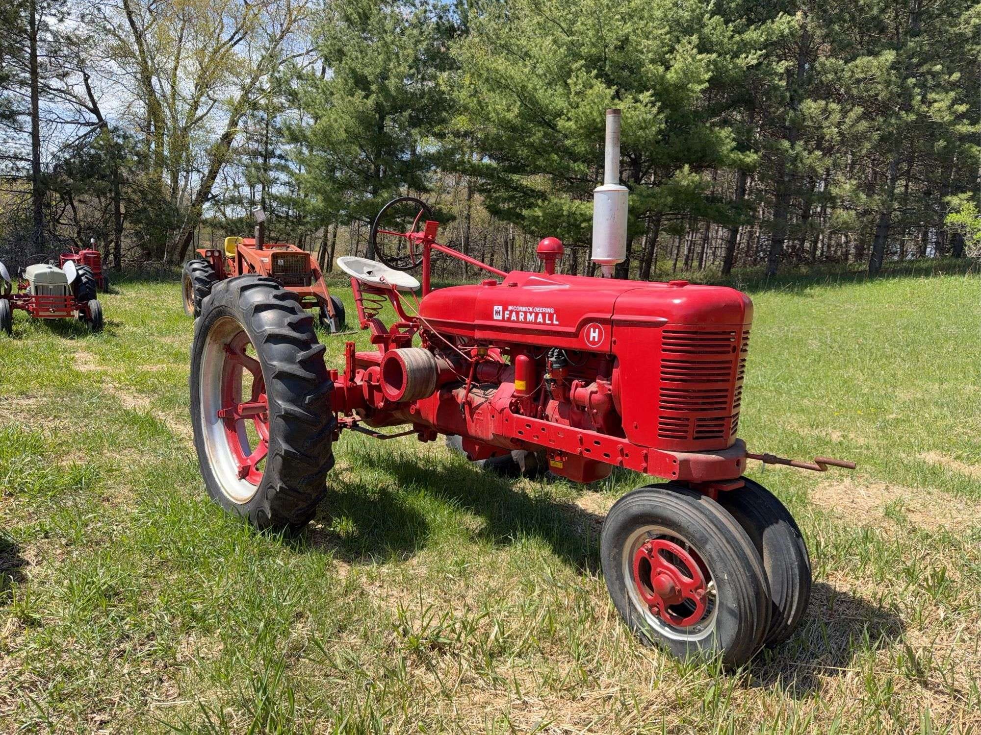 Farmall H Equipment Image0
