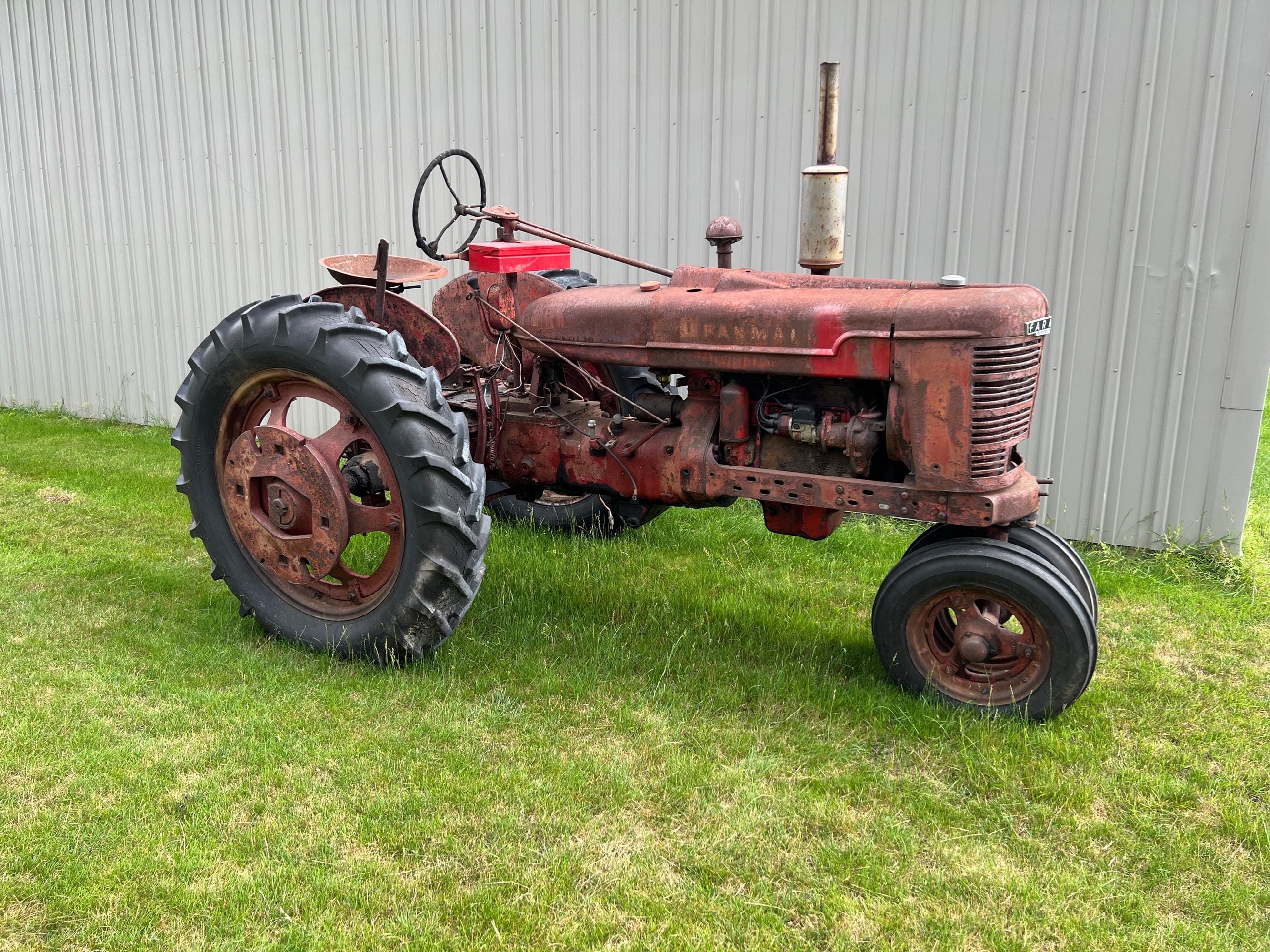 Main image Farmall H