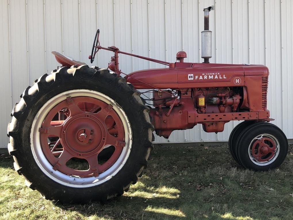 Main image Farmall H