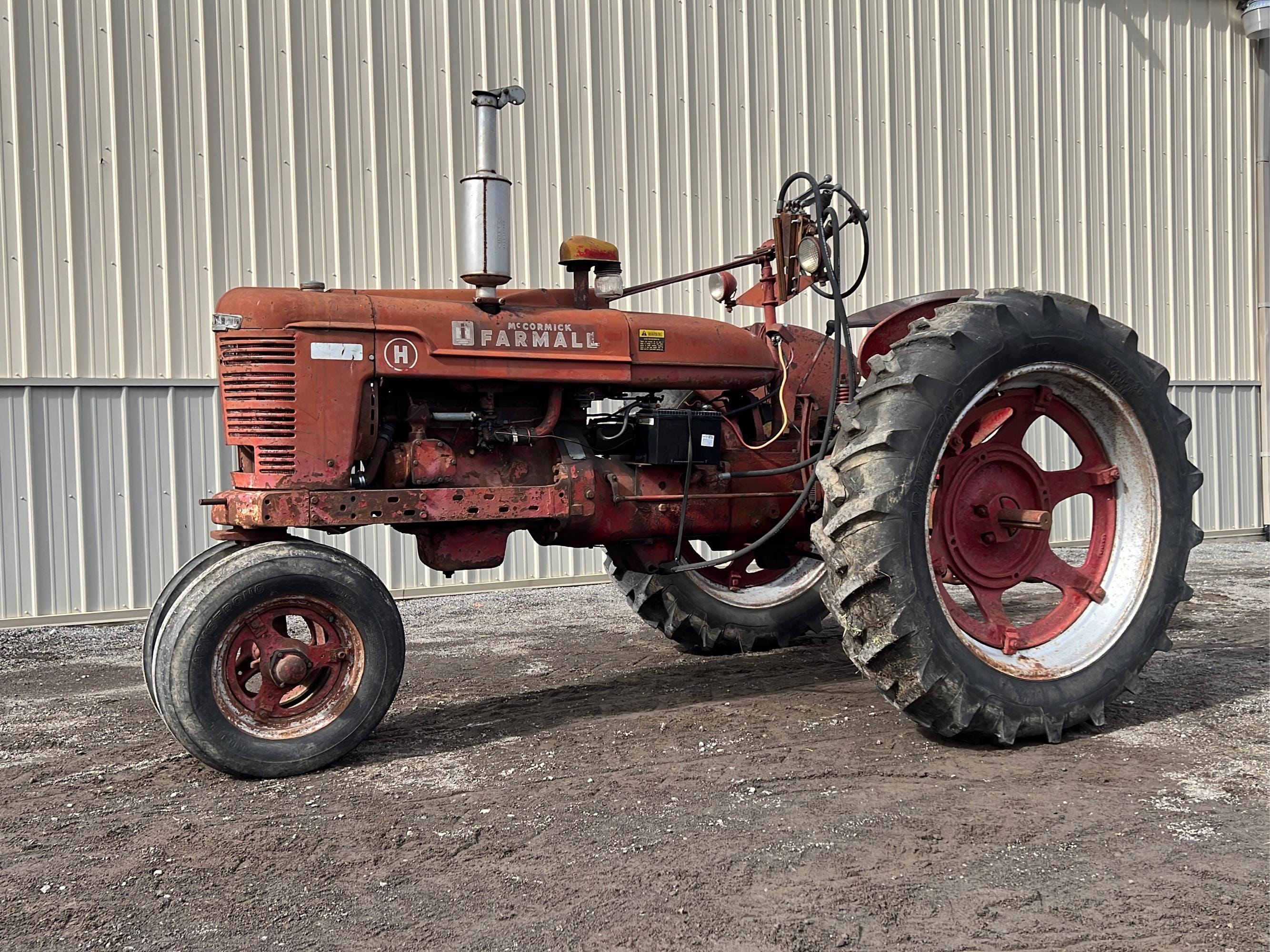 Main image Farmall H